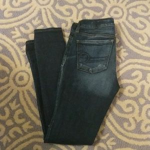 American Eagle Hi Rise destroyed jegging